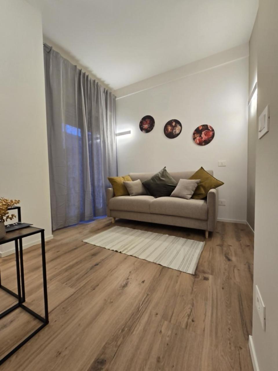 Arena 40 Romeo Apartment